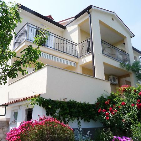 Apartments Ivana Ravni Exterior photo